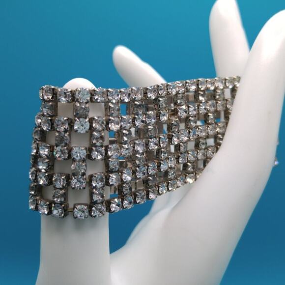 Vintage Clear Rhinestone Stretch Bracelet Silver Tone Wide Sparkling Cuff - Picture 5 of 9